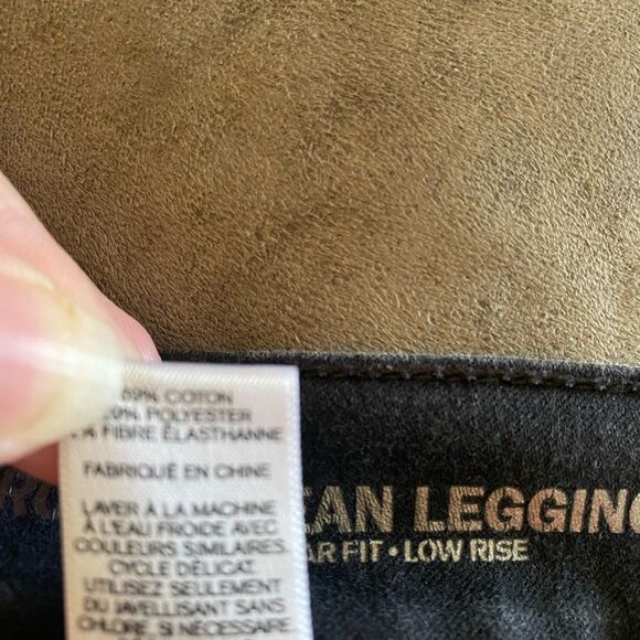 Express Stella cropped black jean leggings size 8 - Picture 10 of 11